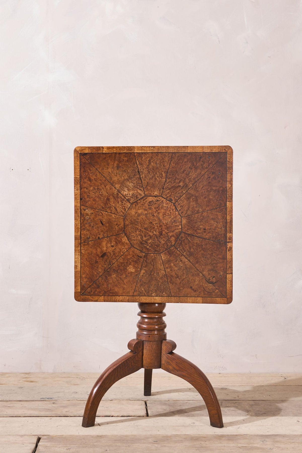 Unusual 18th century Burr oak welsh tilt top table