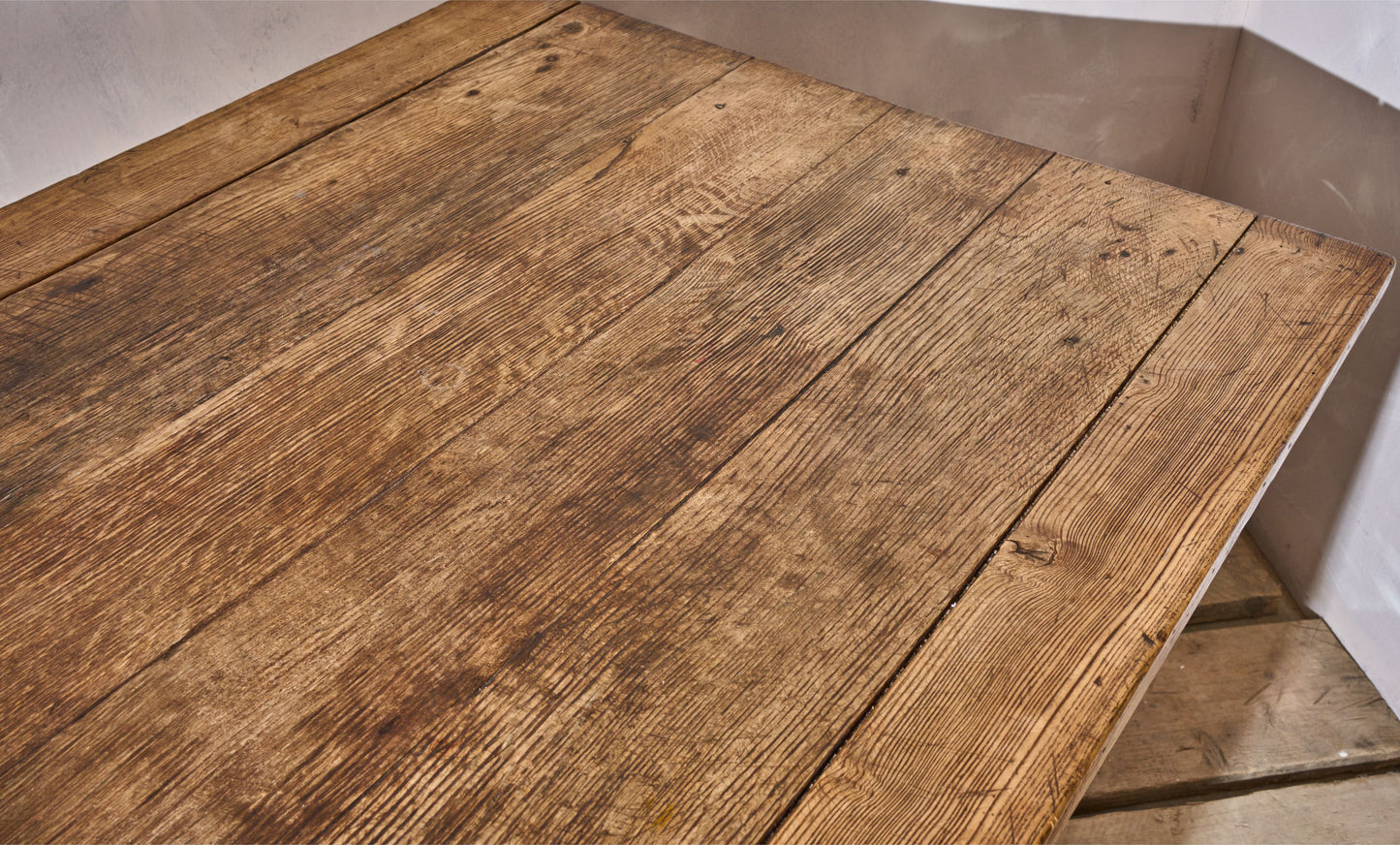 19th century 2.45m Elm dining table
