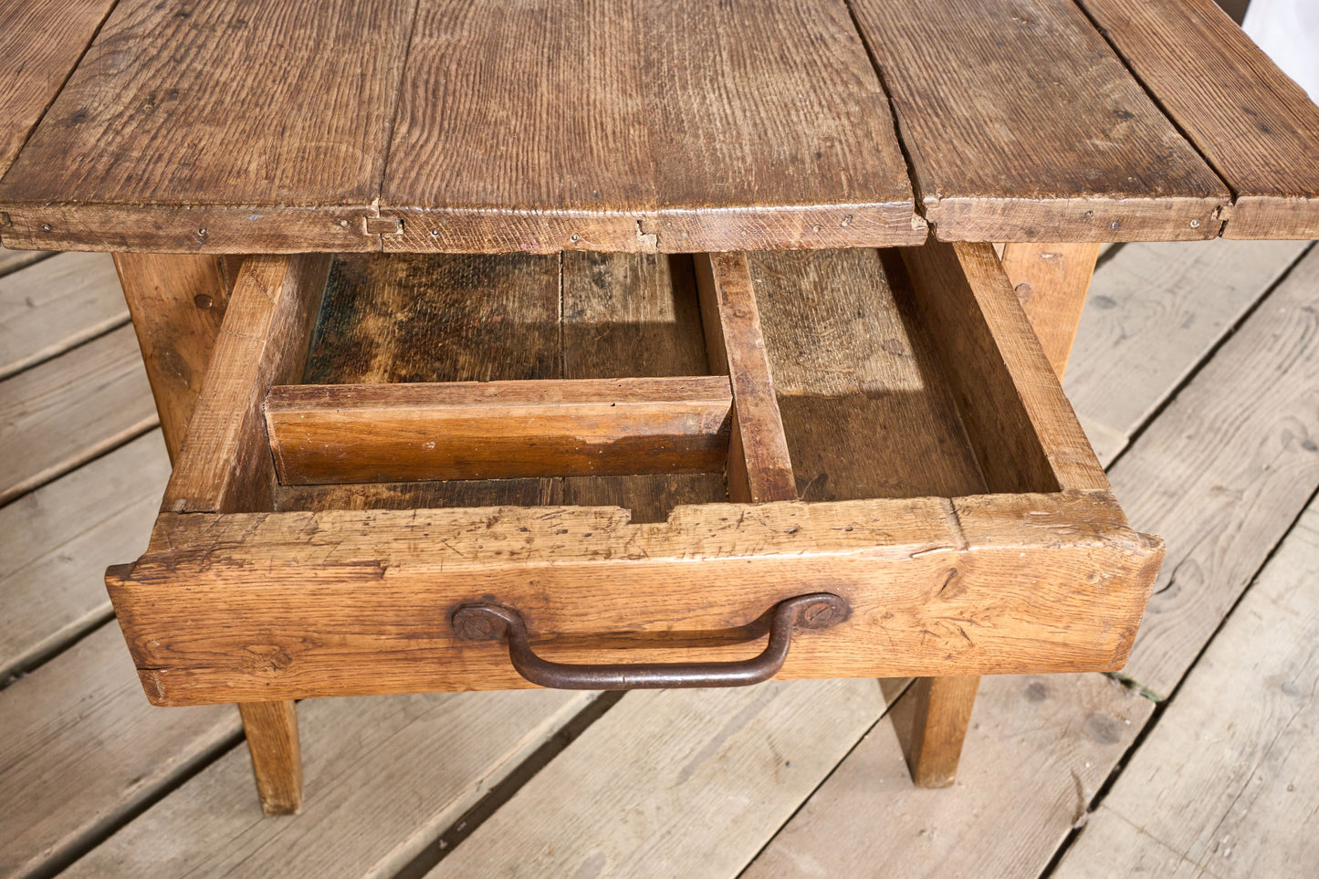 19th century 2.45m Elm dining table