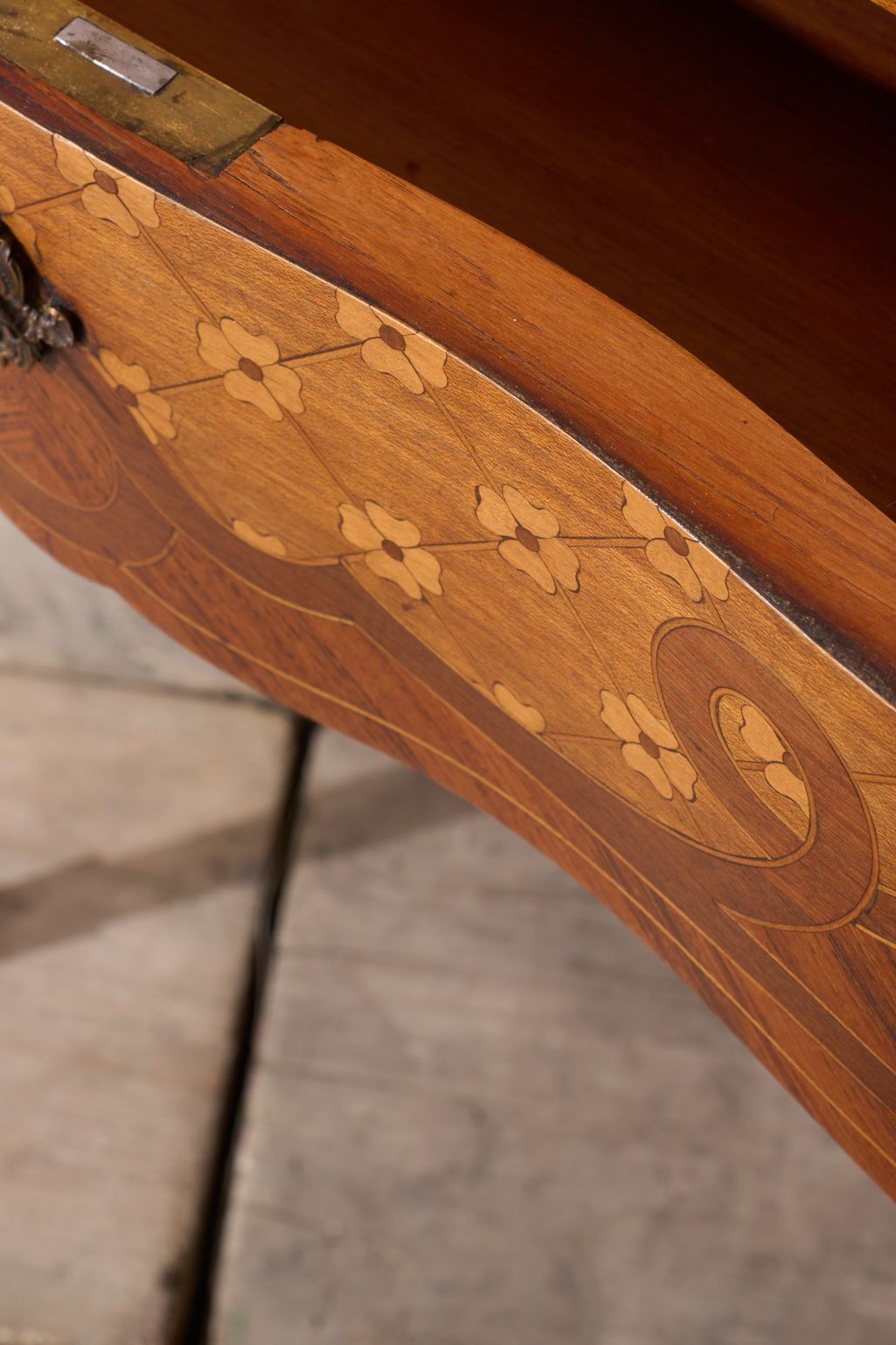 Early 20th century French Kingwood side table