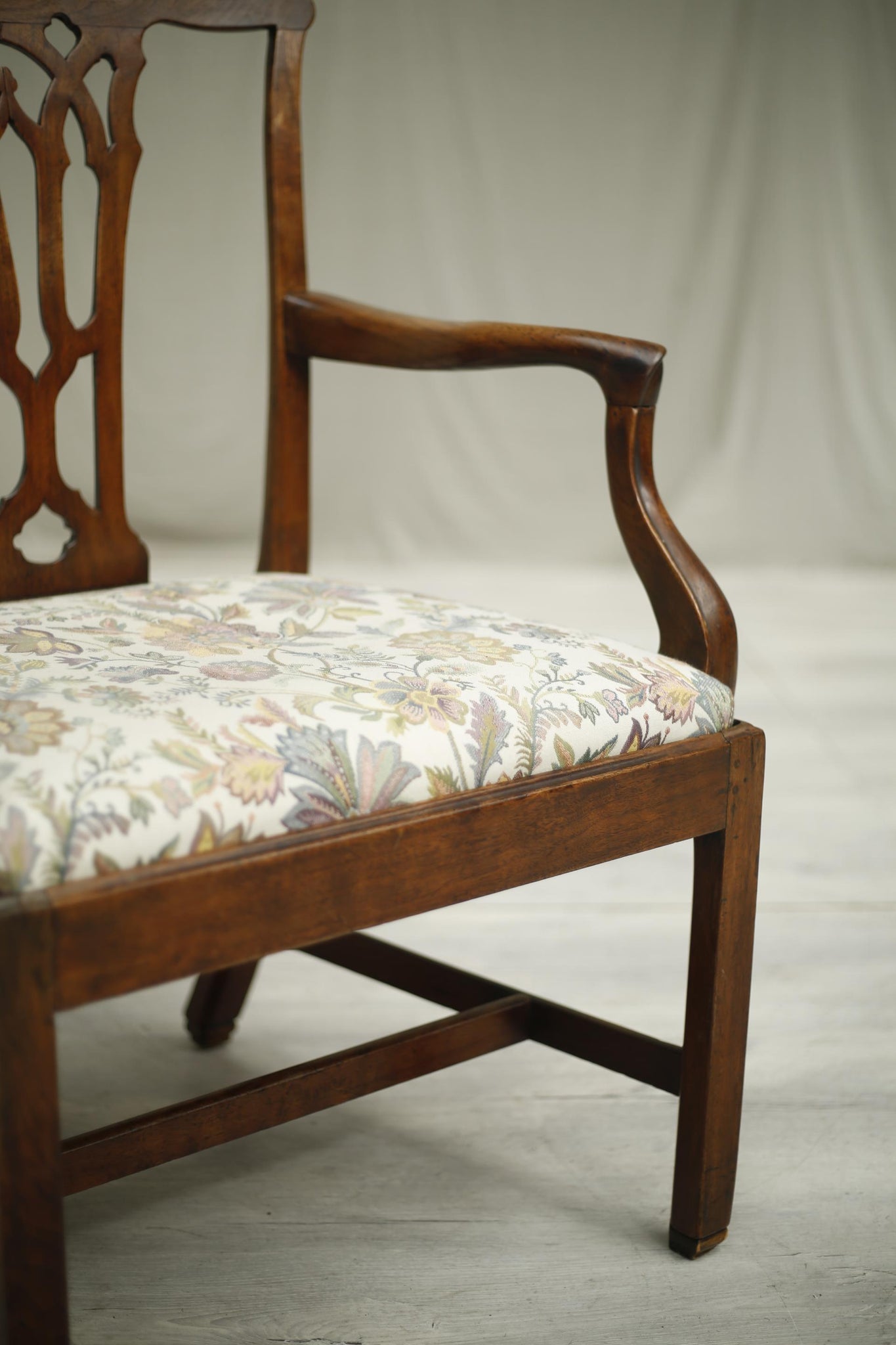Antique 18th century Georgian mahogany splat back armchair