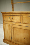 19th century Country pine dresser with plate rack
