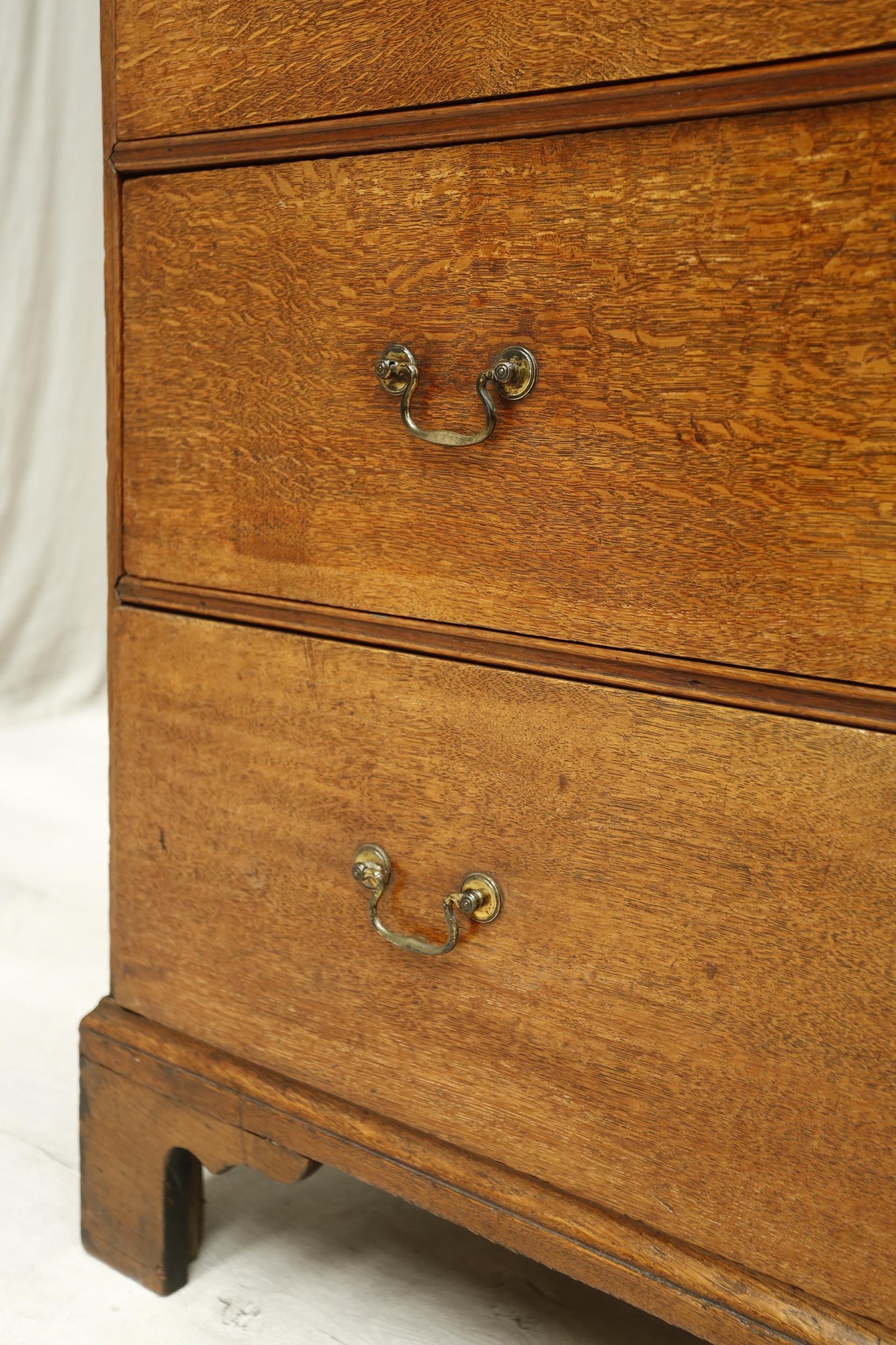 Georgian Oak chest of drawers