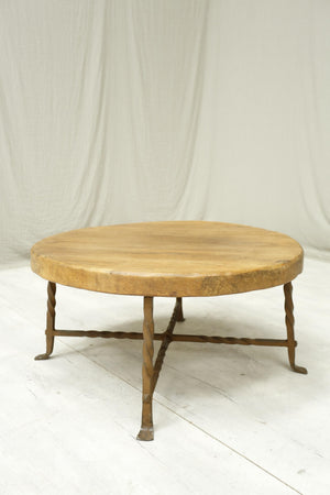 Antique 20th century Oak and iron circular coffee table