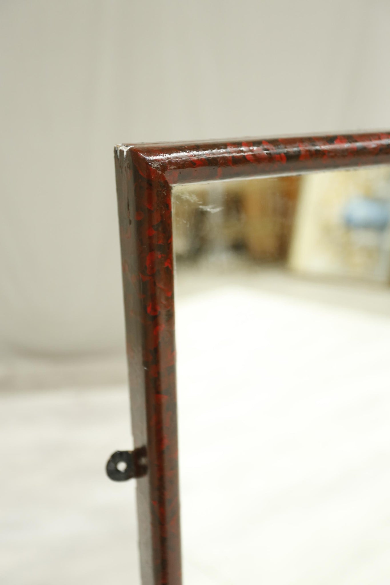 20th century Faux tortoiseshell tailors mirror