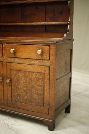 18th century Oak dresser - TallBoy Interiors