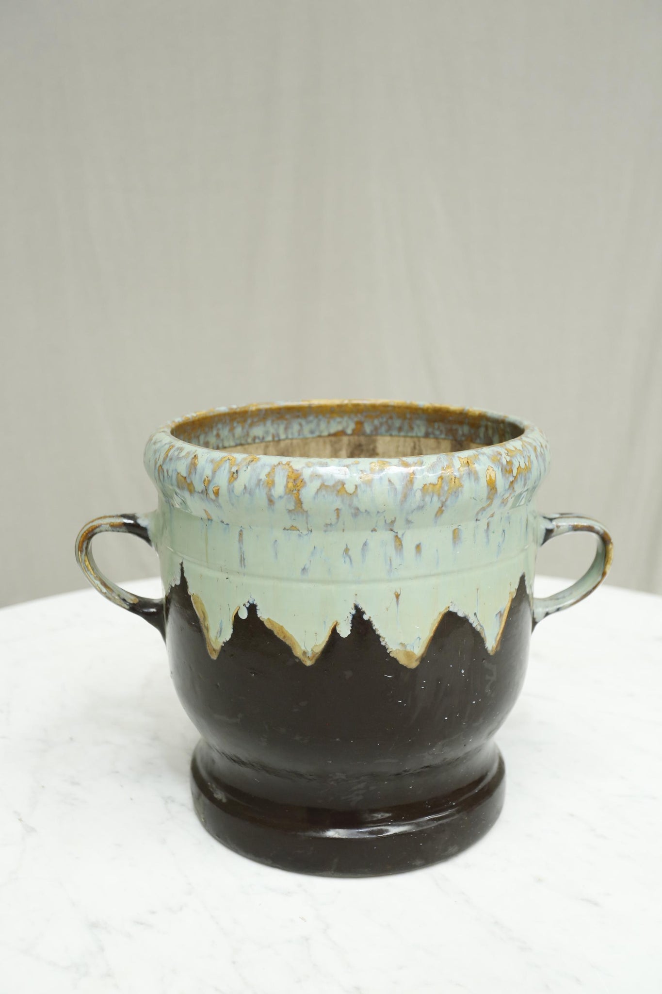 20th century Blue and brown garden pot