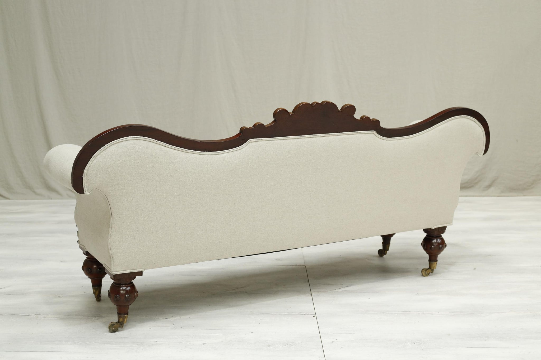 English Regency mahogany sofa upholstered in linen - TallBoy Interiors