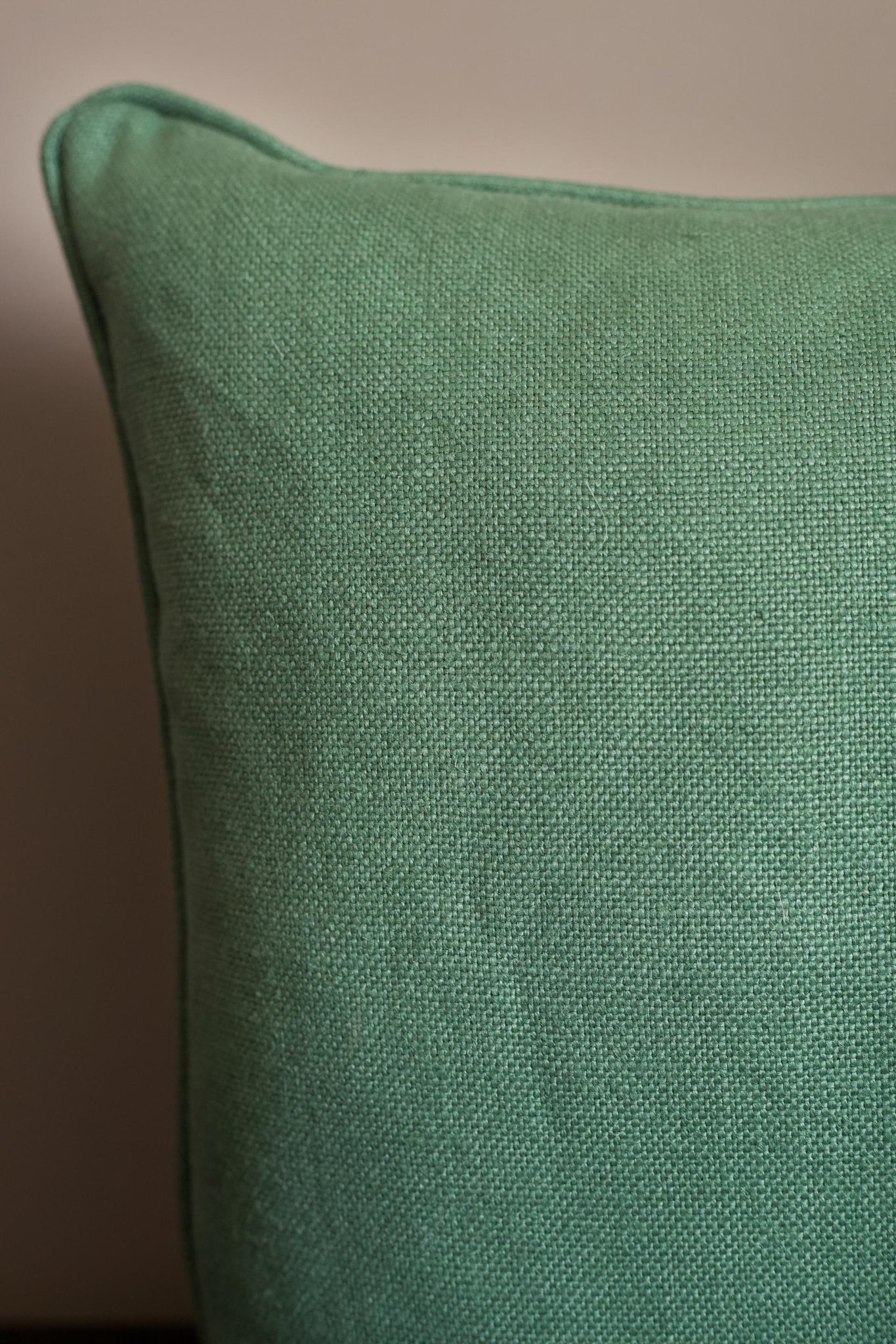 Green linen scatter cushion - 18 inch