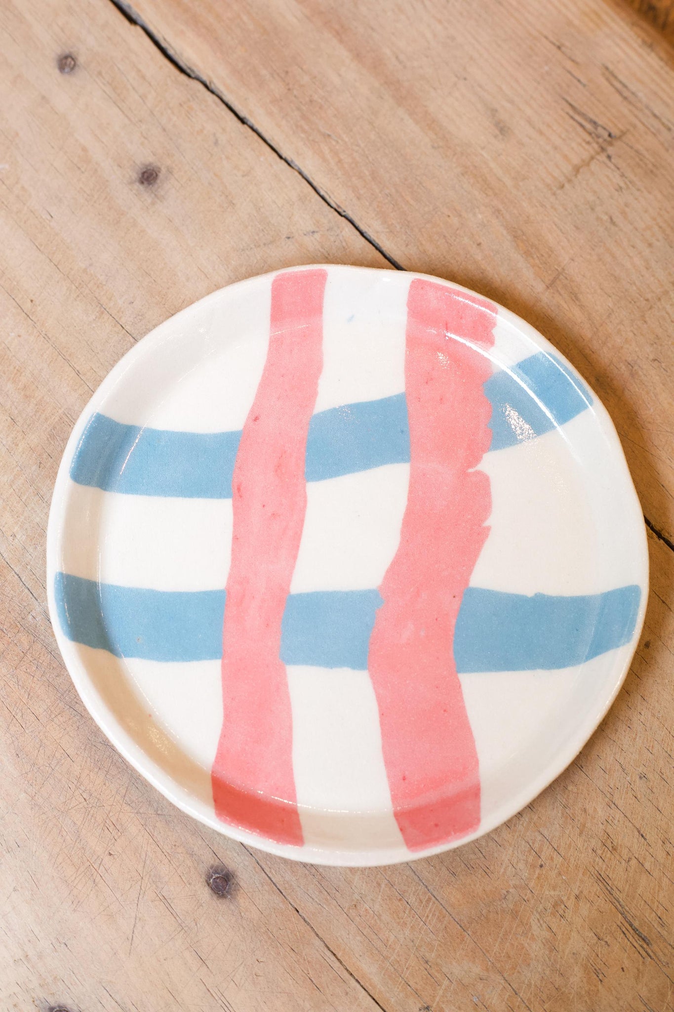 Studio pottery Spanish hatch dish- Colour 1