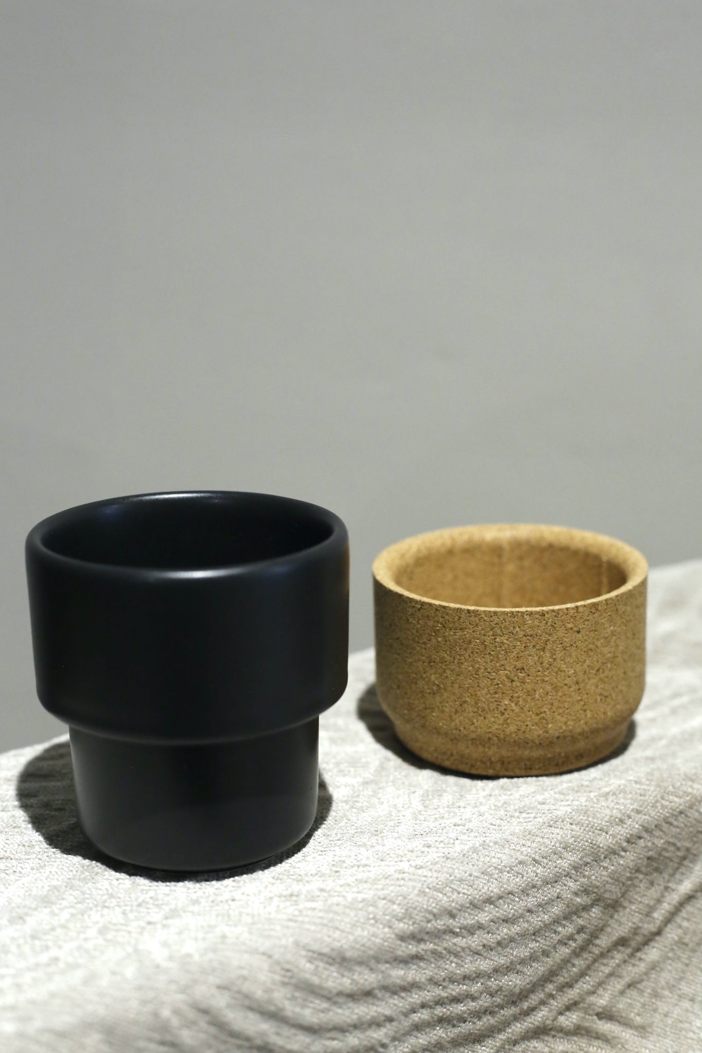 Small pottery and cork mug - Matte black