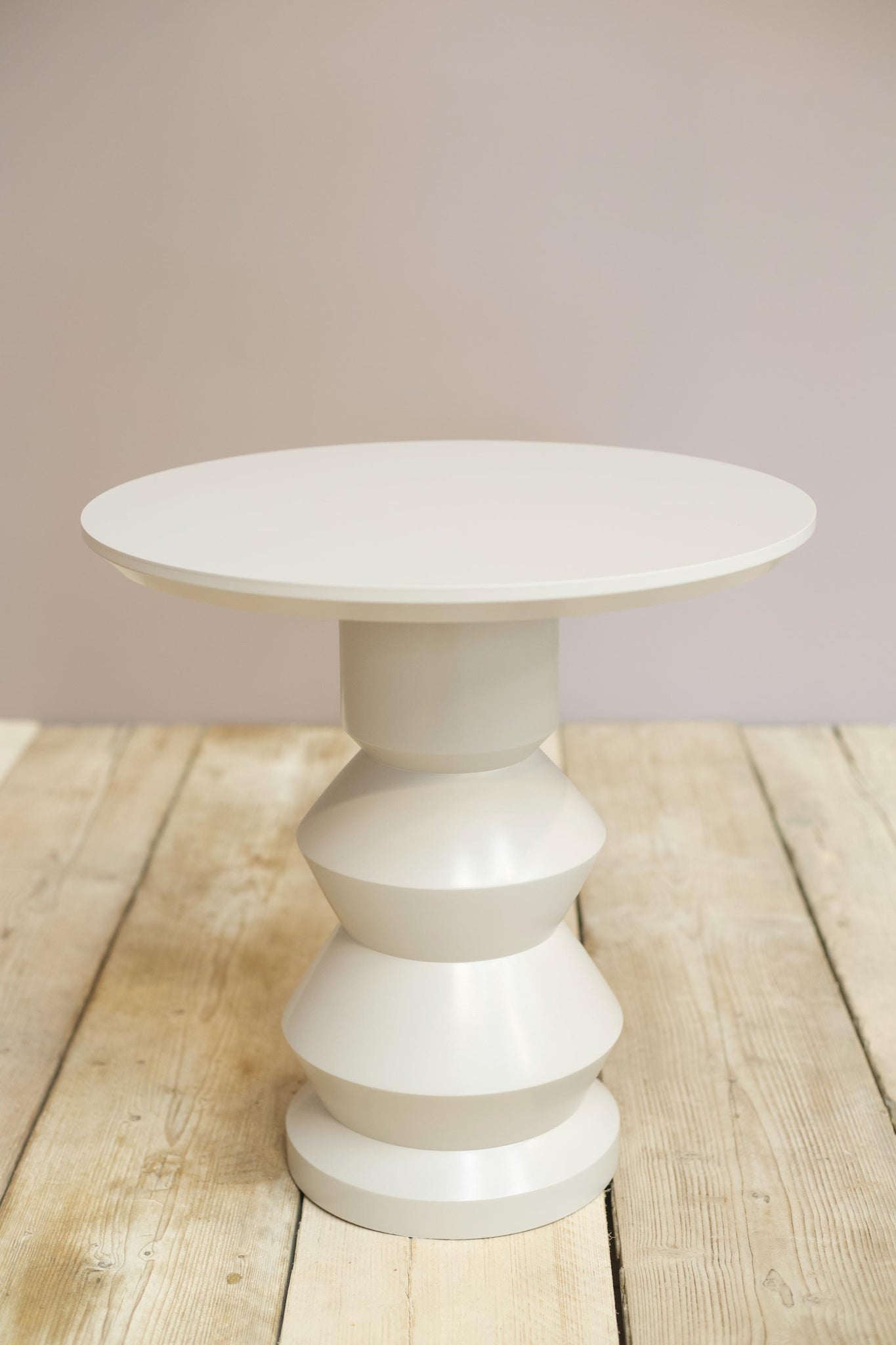 'Glen' turned wood and lacquered side table - Haar