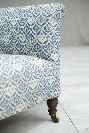 Howard and sons Woodstock country house armchair - TallBoy Interiors