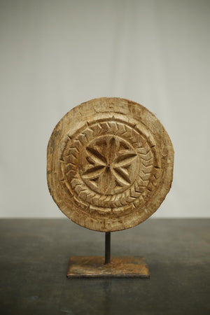 Carved 19th century Dutch pan trivet -No1