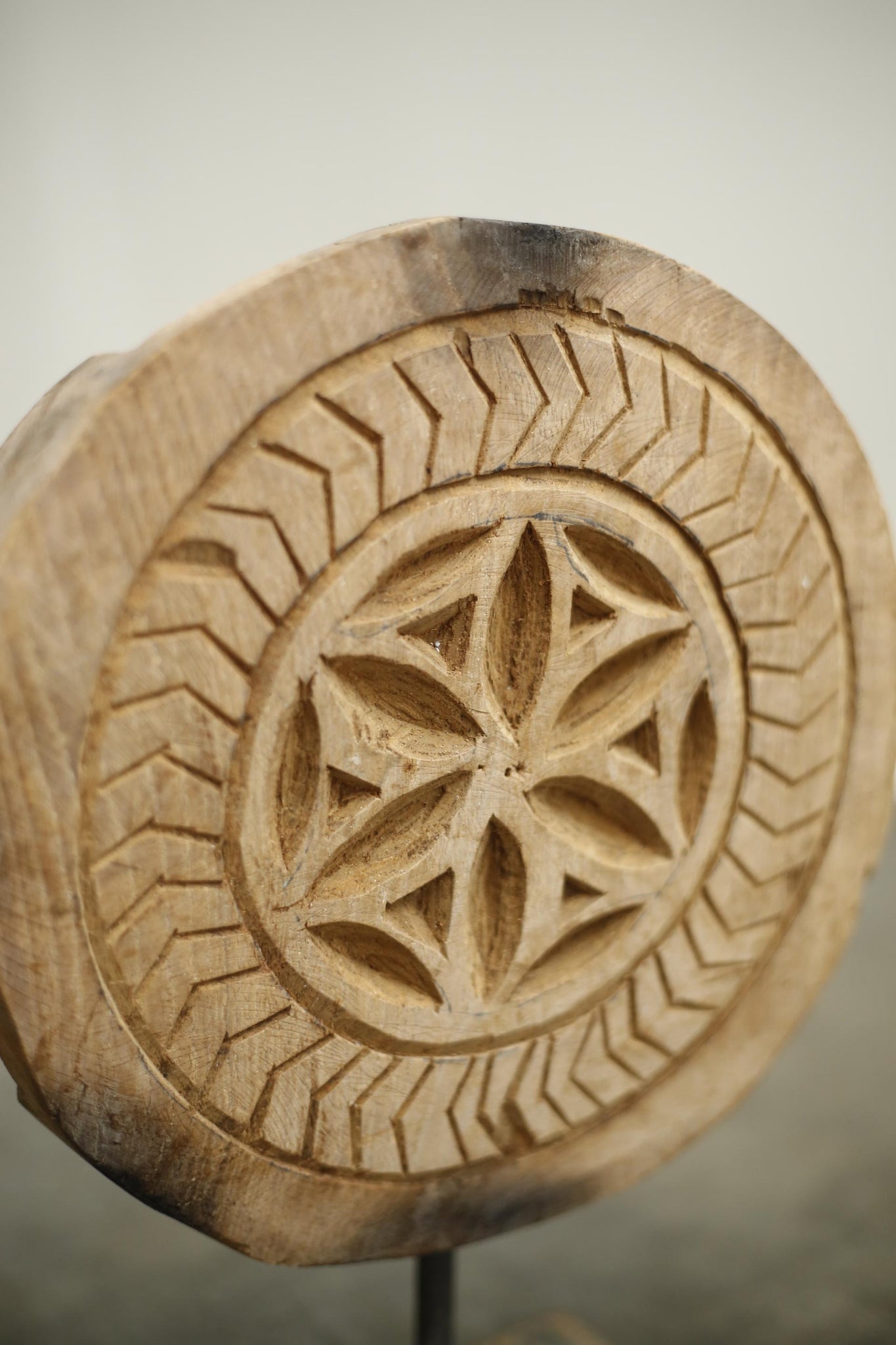 Carved 19th century Dutch pan trivet- No 5