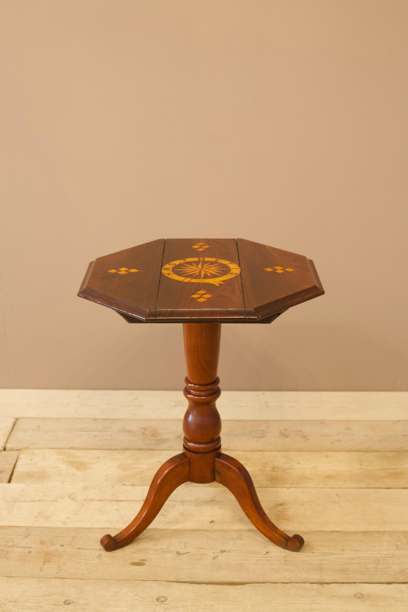 19th century Exotic hardwood ships table