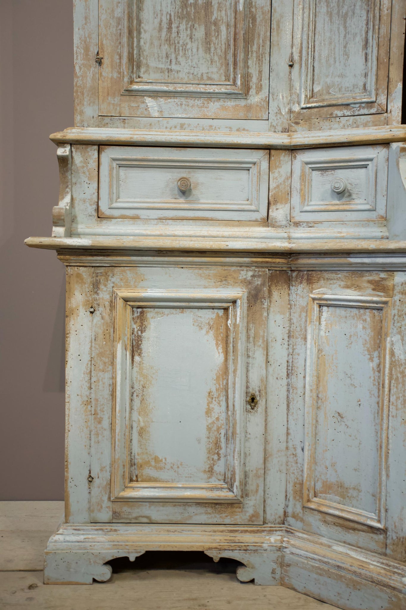 Early 20th century painted Italian cupboard