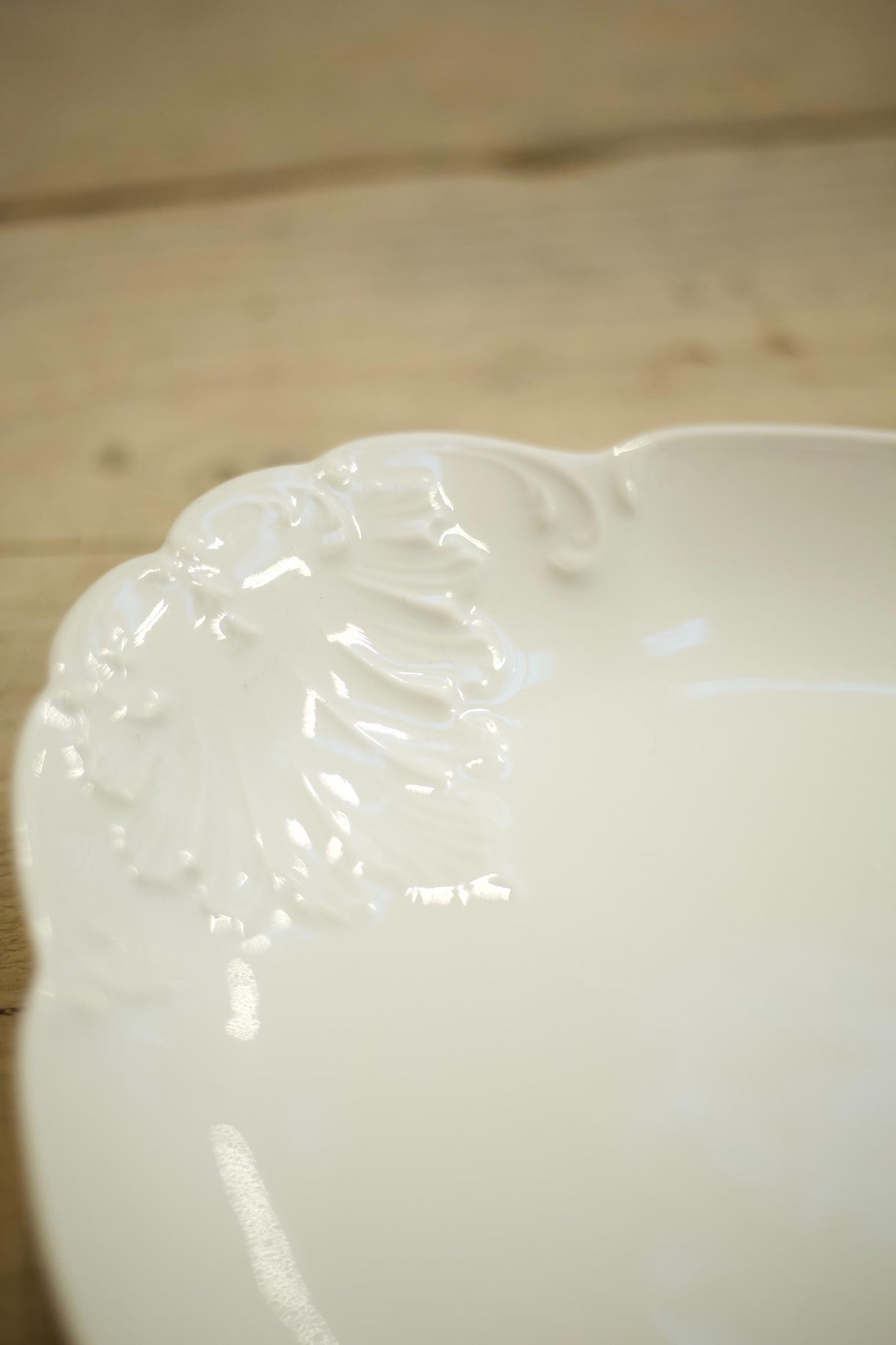 Vintage white porcelain serving plate - Moulded detail