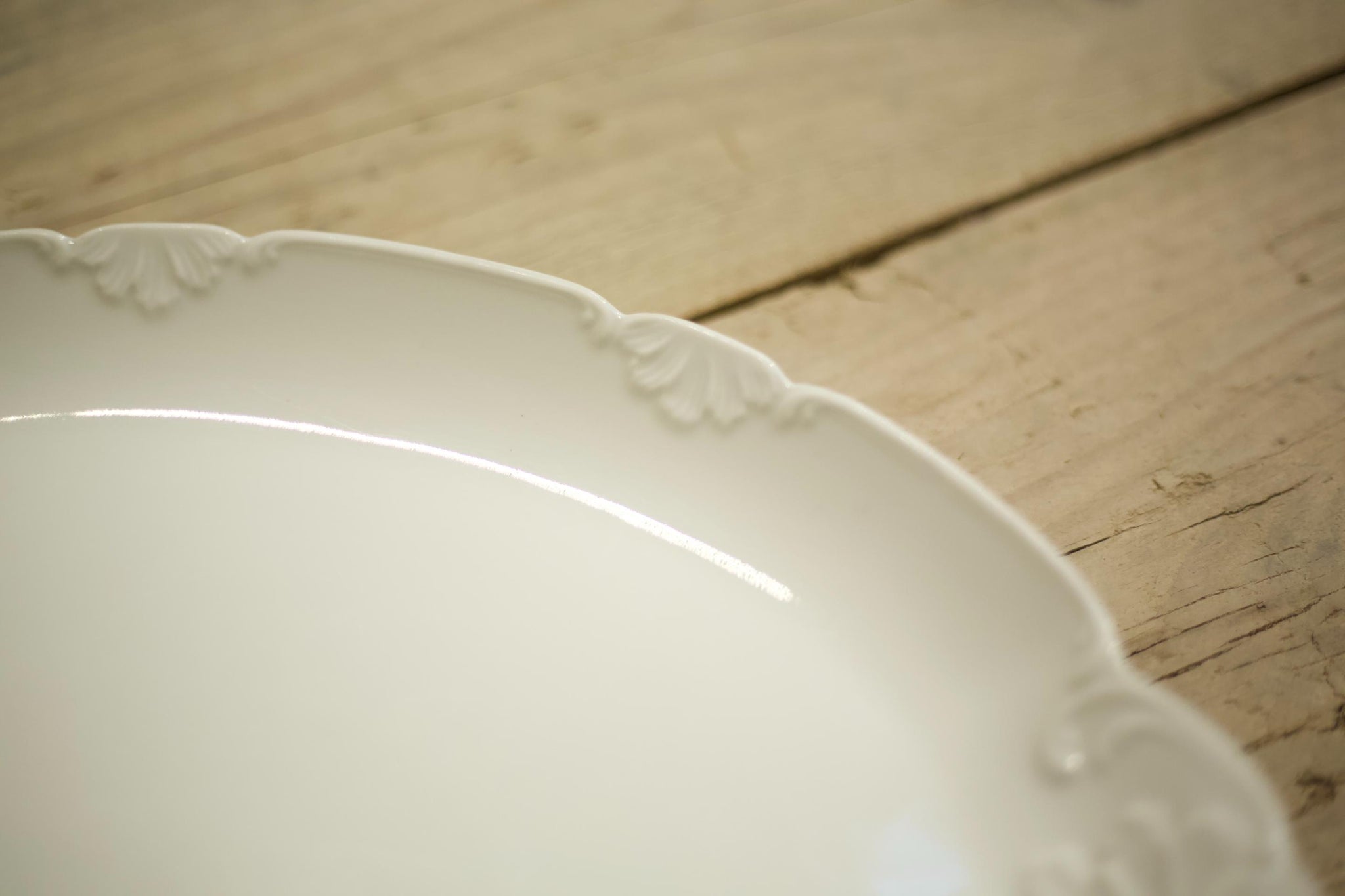 Vintage white porcelain serving plate - Moulded detail