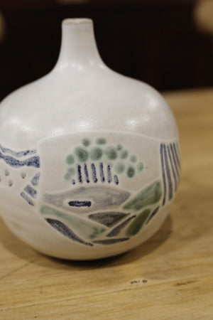 Studio pottery vase- White landscape
