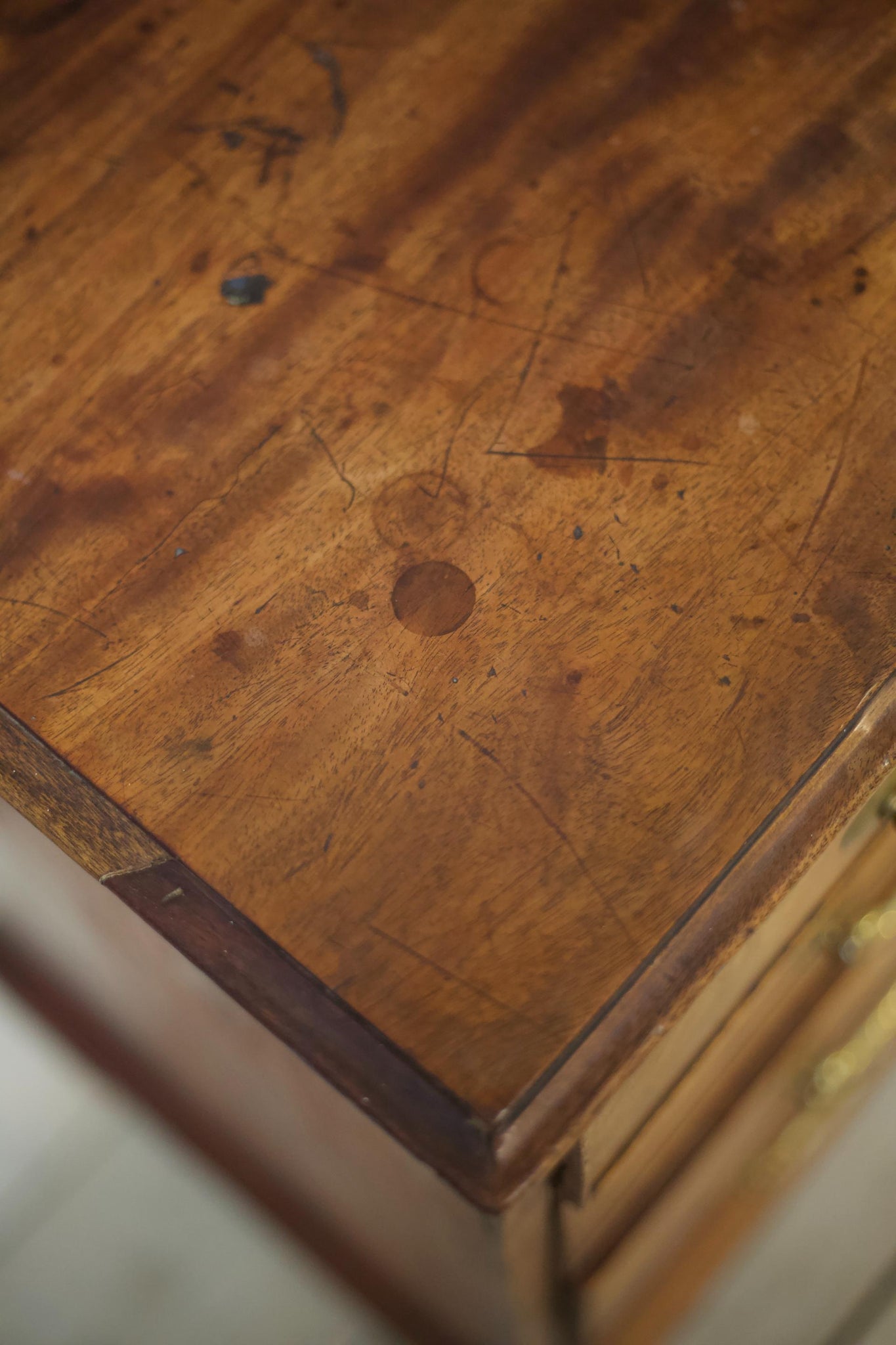 Georgian mahogany chest of drawers