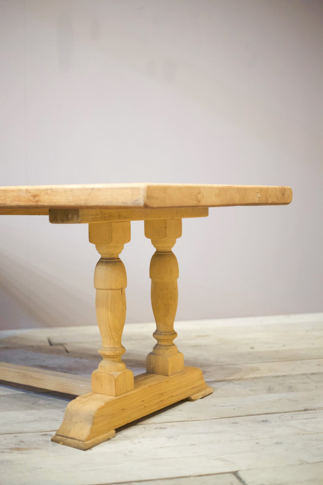 Early 20th century bleached oak dining table