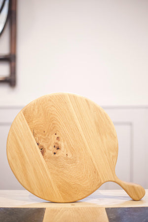 Circular handled serving board - Oak small