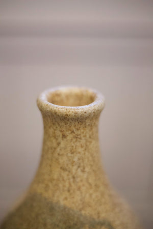 British studio pottery vase By Keith Dawdray