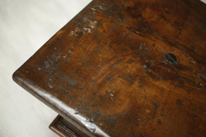 Antique 18th century Italian Walnut desk