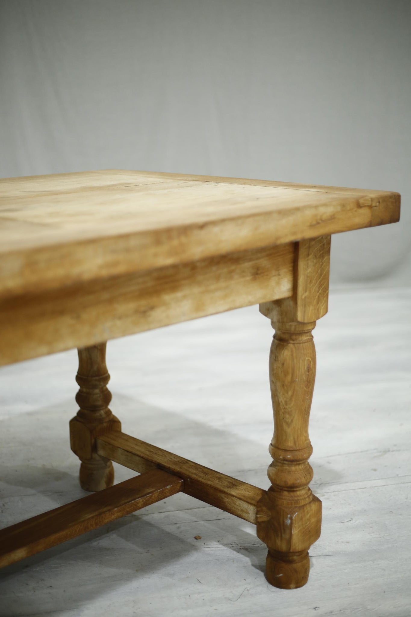 Antique early 20th century Bleached oak dining table