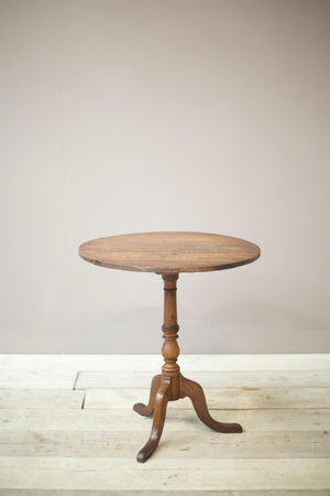 18th century oak circular side table