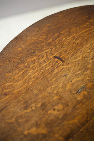 18th century oak circular side table