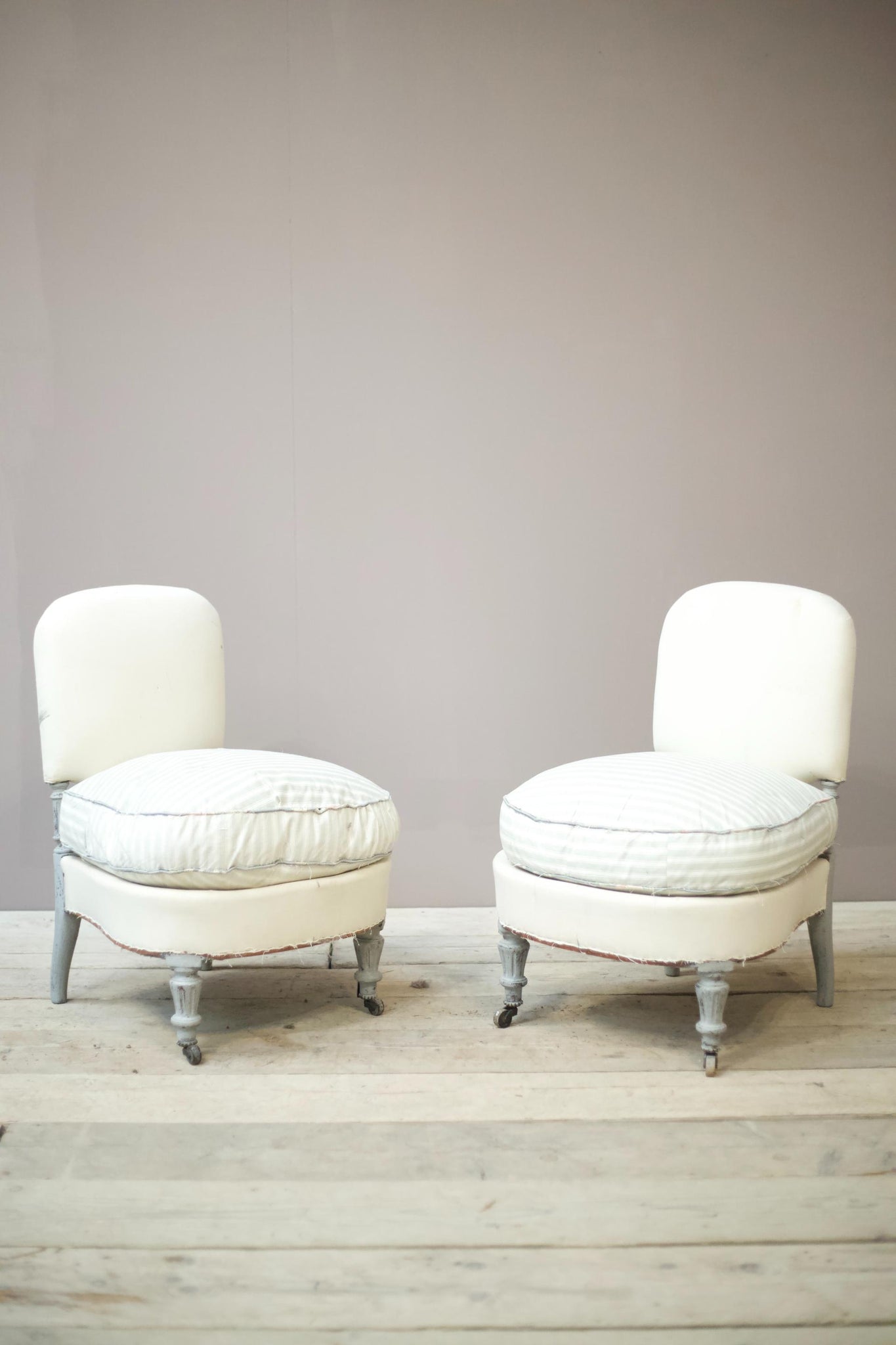 Pair of early 20th century French side chairs with painted legs