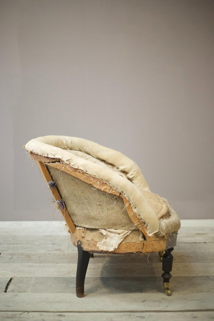 Early 20th century wide seated French piecrust armchair