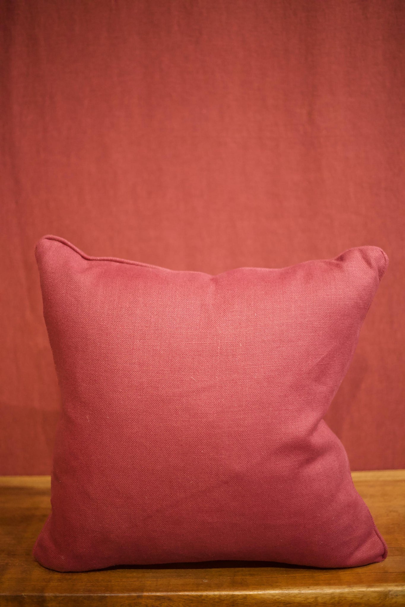 Vintage red linen scatter cushions - 20 inch