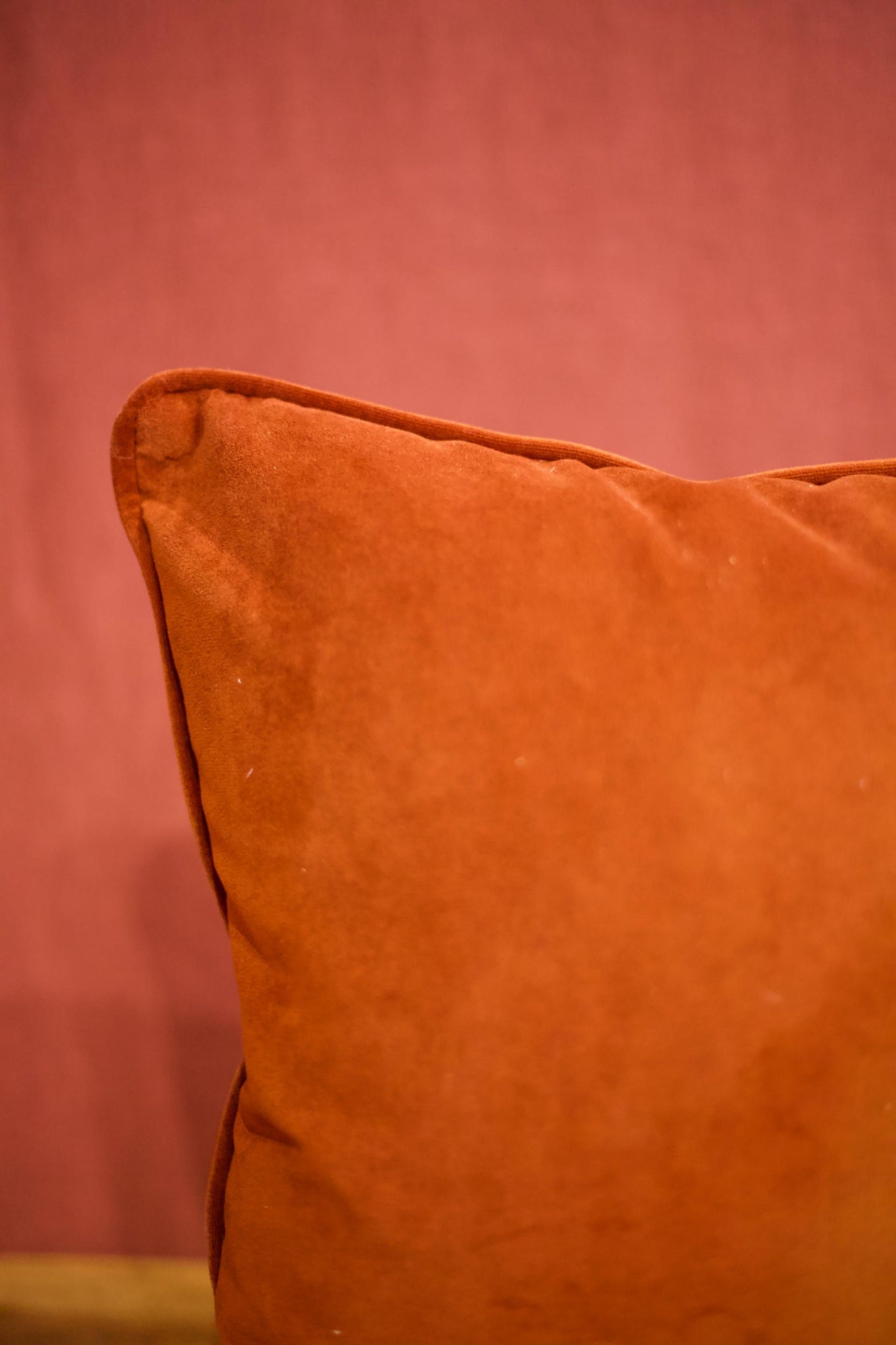 Umber velvet scatter cushions - 18 inch