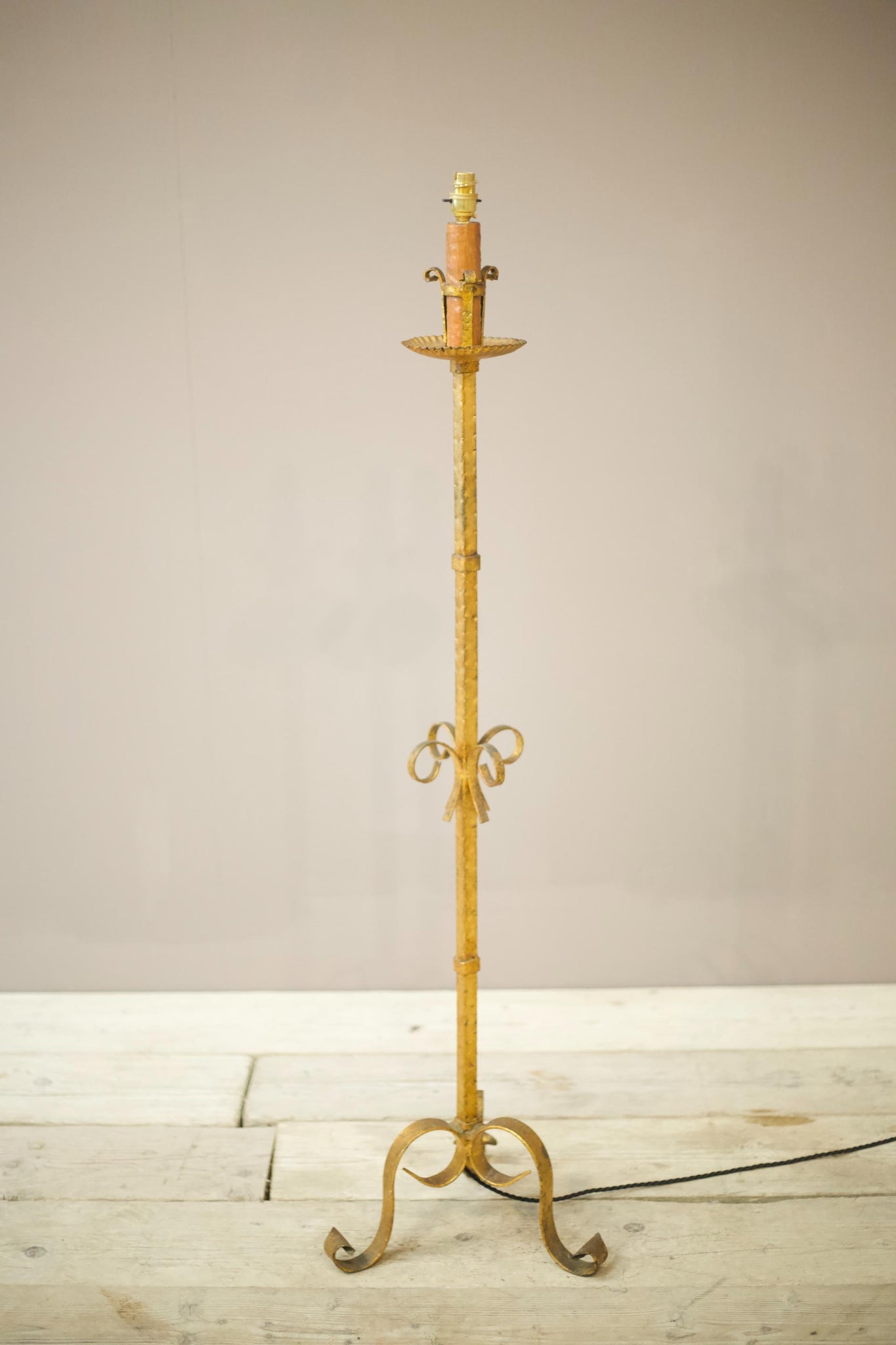 Mid century Spanish gilt metal floor lamp - Bright