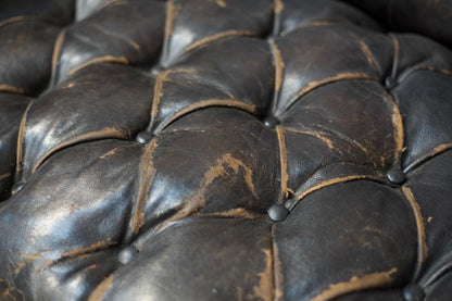 c.1900 buttoned leather chesterfield sofa