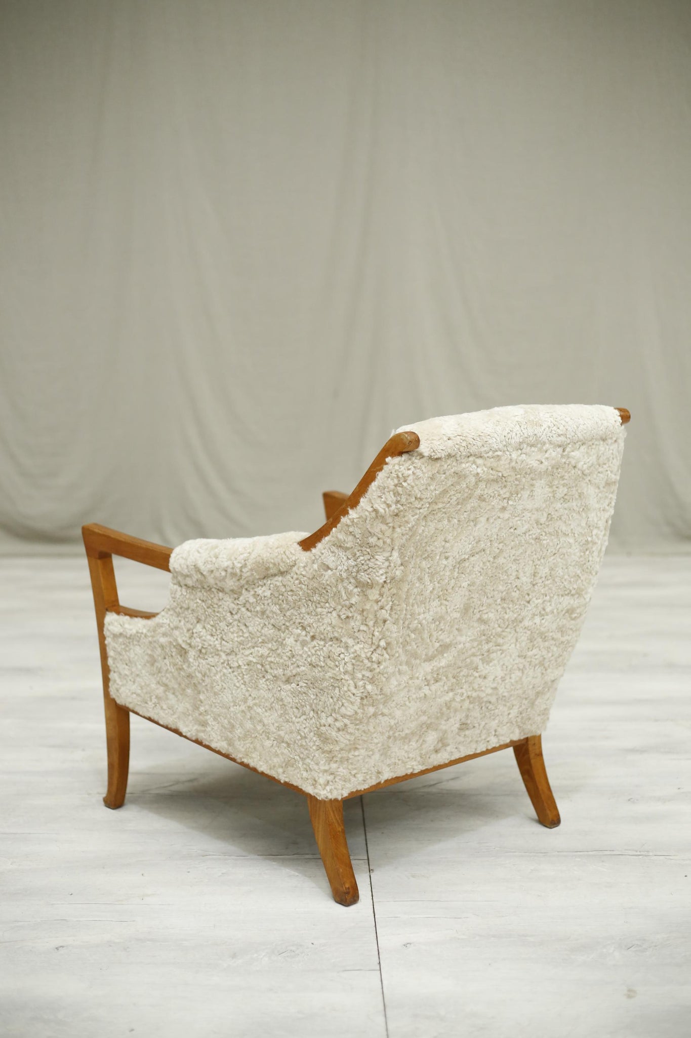 Mid century Scandinavian armchair in sheep wool