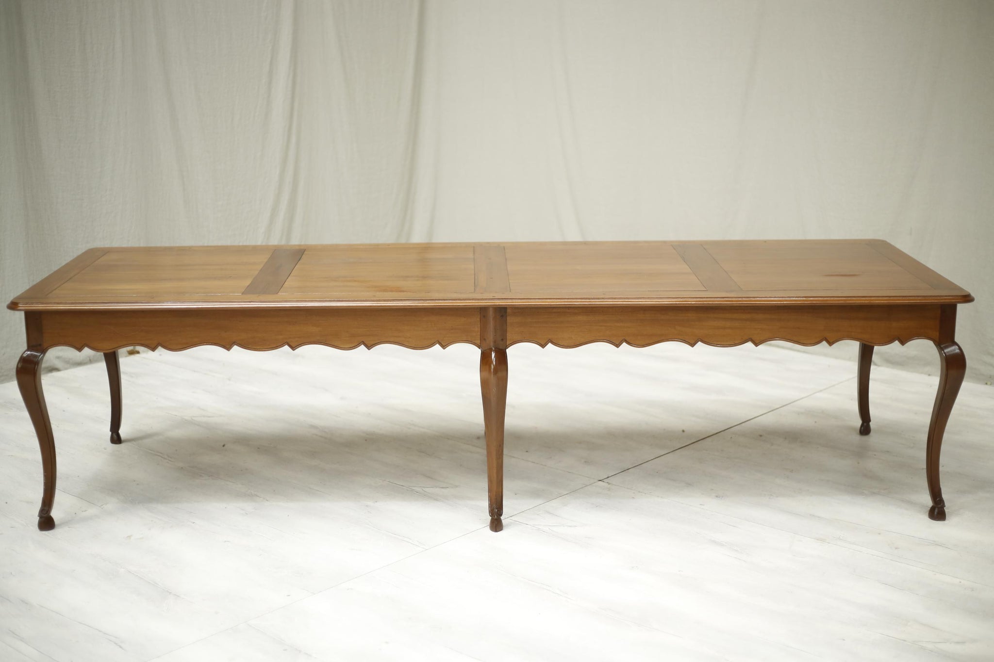 Antique 3m 20th century French dining table with cabriole legs
