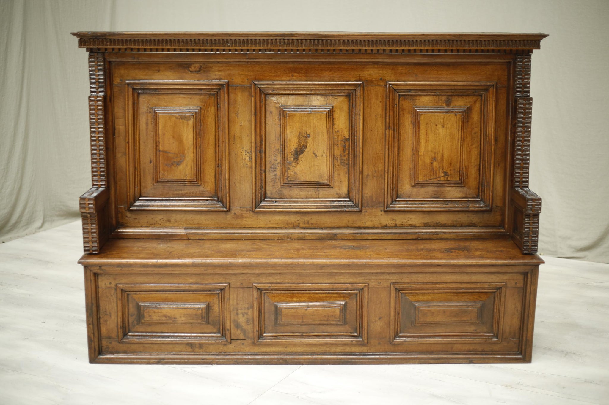 Antique 19th century Italian panelled hall bench