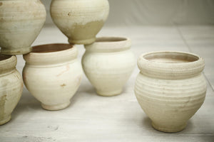 12x Late 20th century Terracotta garden pots with detailed rim