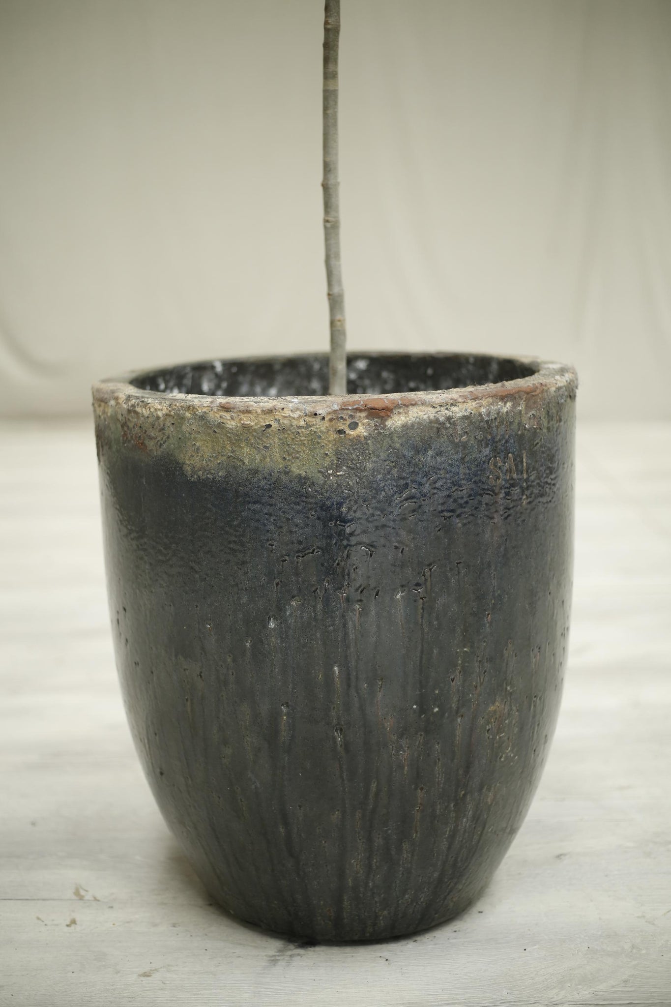 Very Large smelting pot- No6